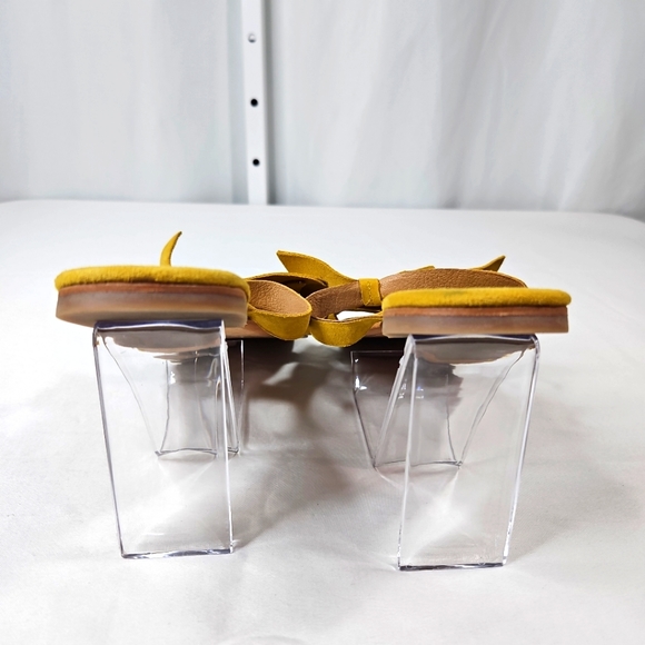 Jeffrey Campbell Yellow Bow Flat Sandals Size 10 - Picture 2 of 7